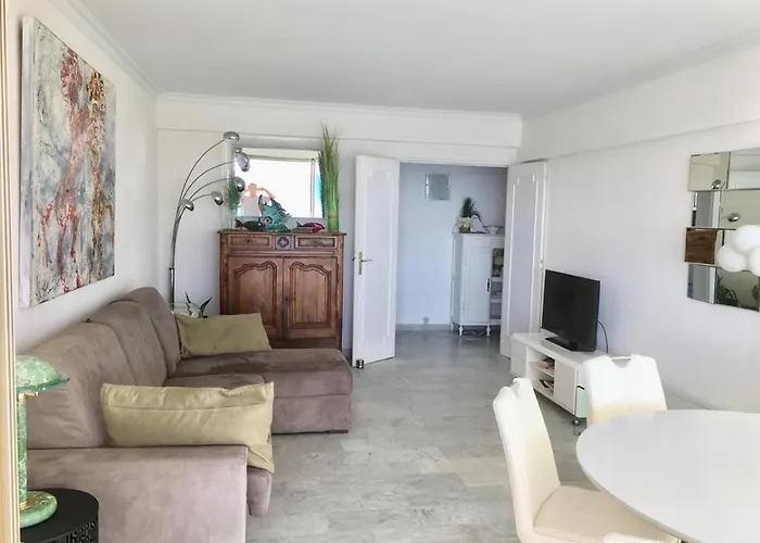 Fettolina Palm Beach, Location Front De Et Apartment Cannes