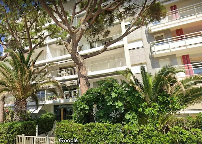 Fettolina Palm Beach, Location Front De Et Cannes