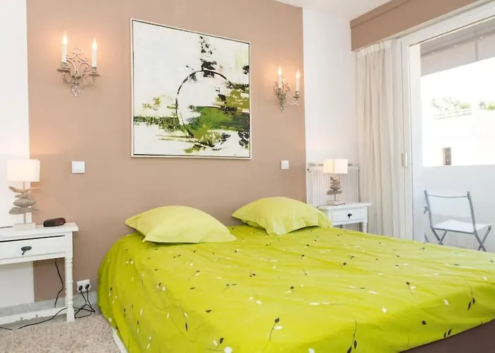 Fettolina Palm Beach, Location Front De Et * Cannes
